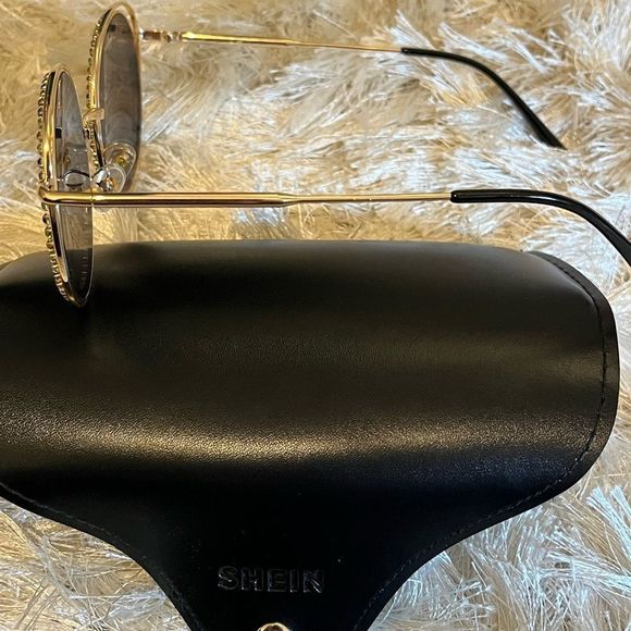 Sunglasses w colorful stones - Picture 3 of 3